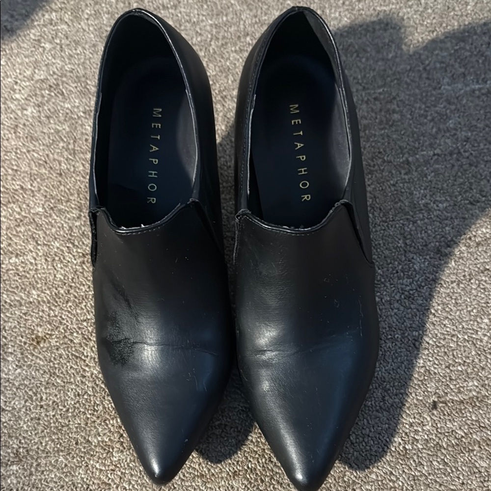 Brand New Metaphor Women's Black Shoes